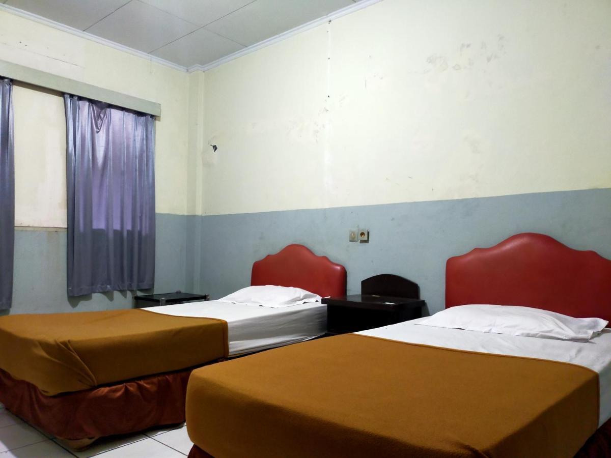 Hotel Nirwana Ternate Redpartner Exterior foto