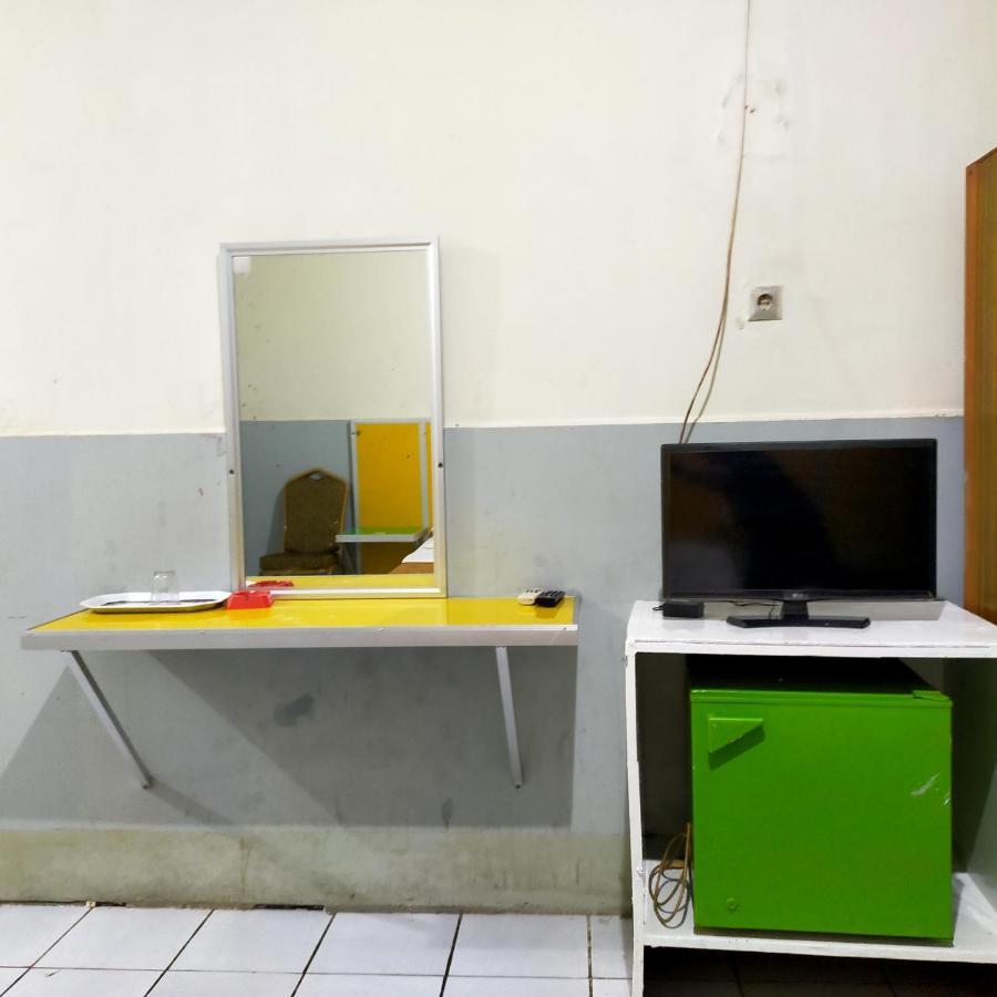 Hotel Nirwana Ternate Redpartner Exterior foto