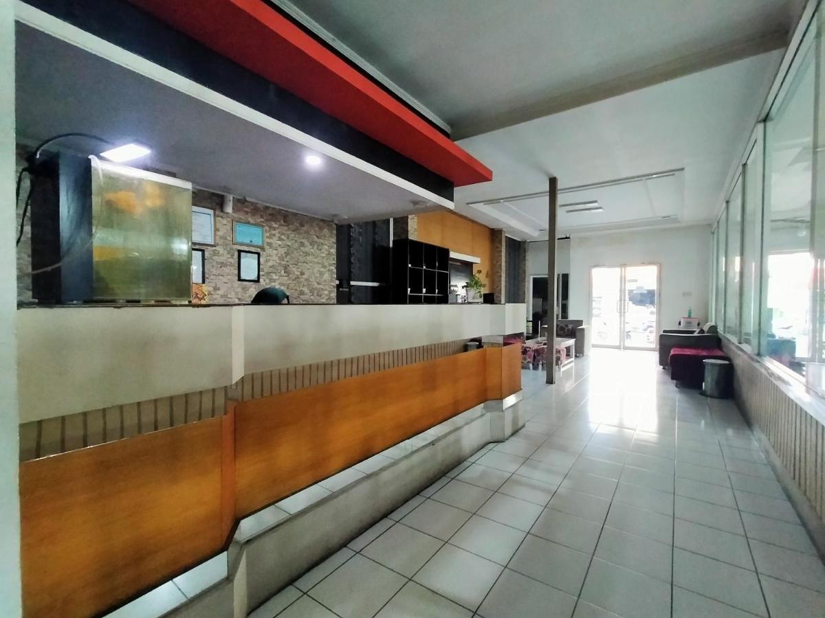 Hotel Nirwana Ternate Redpartner Exterior foto